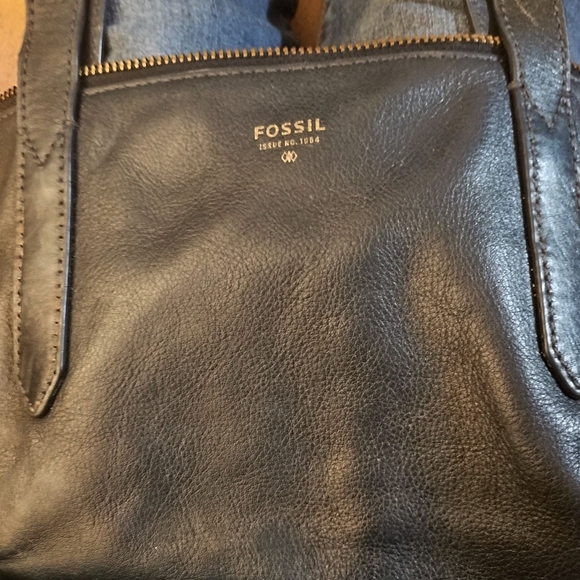 Fossil Large Sydney Tote - Picture 6 of 11